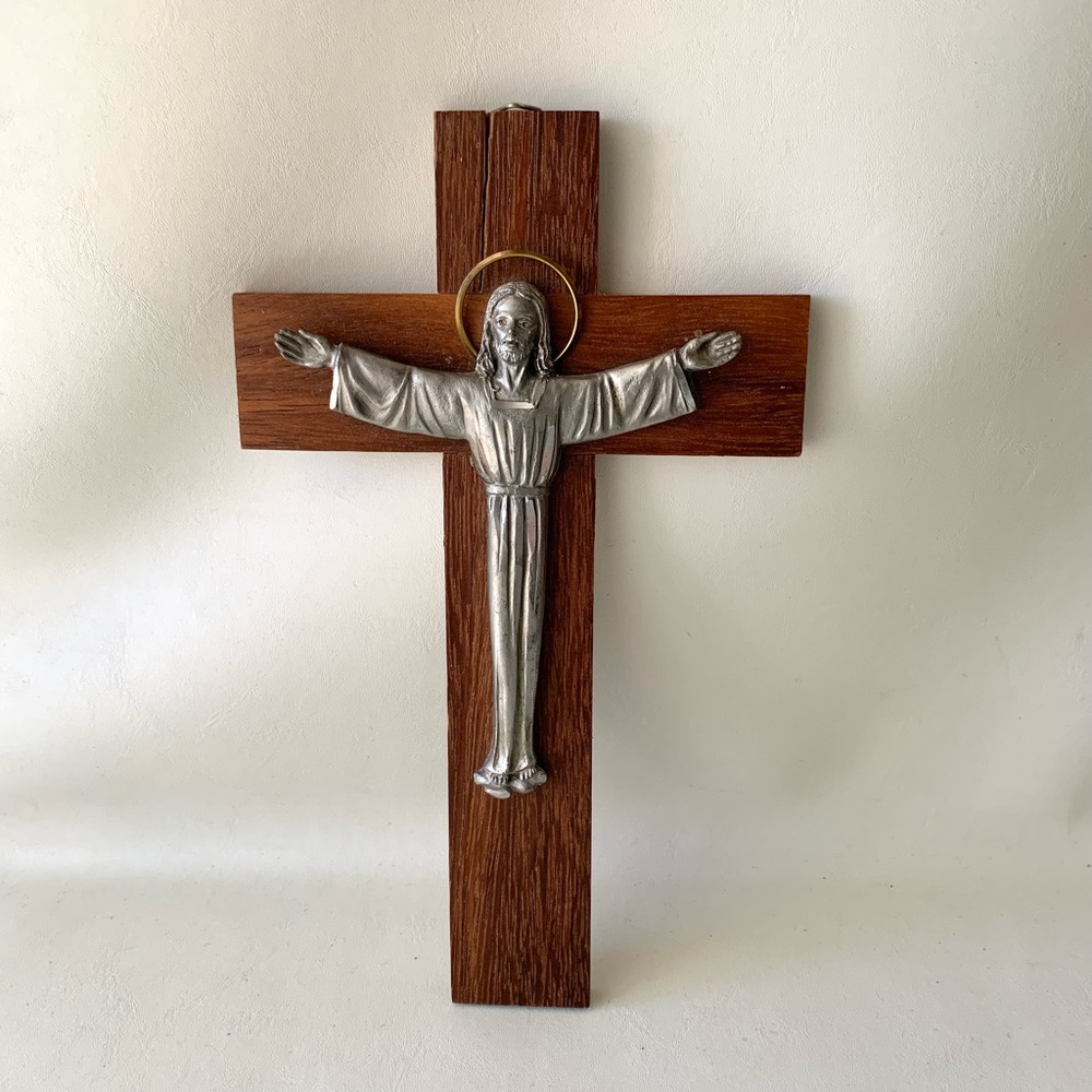 Pewter & wood crucifix